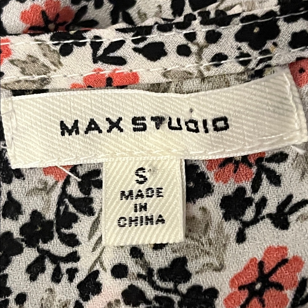 Max Studio Flirty Floral Ruffle Blouse Tunic - Picture 10 of 11